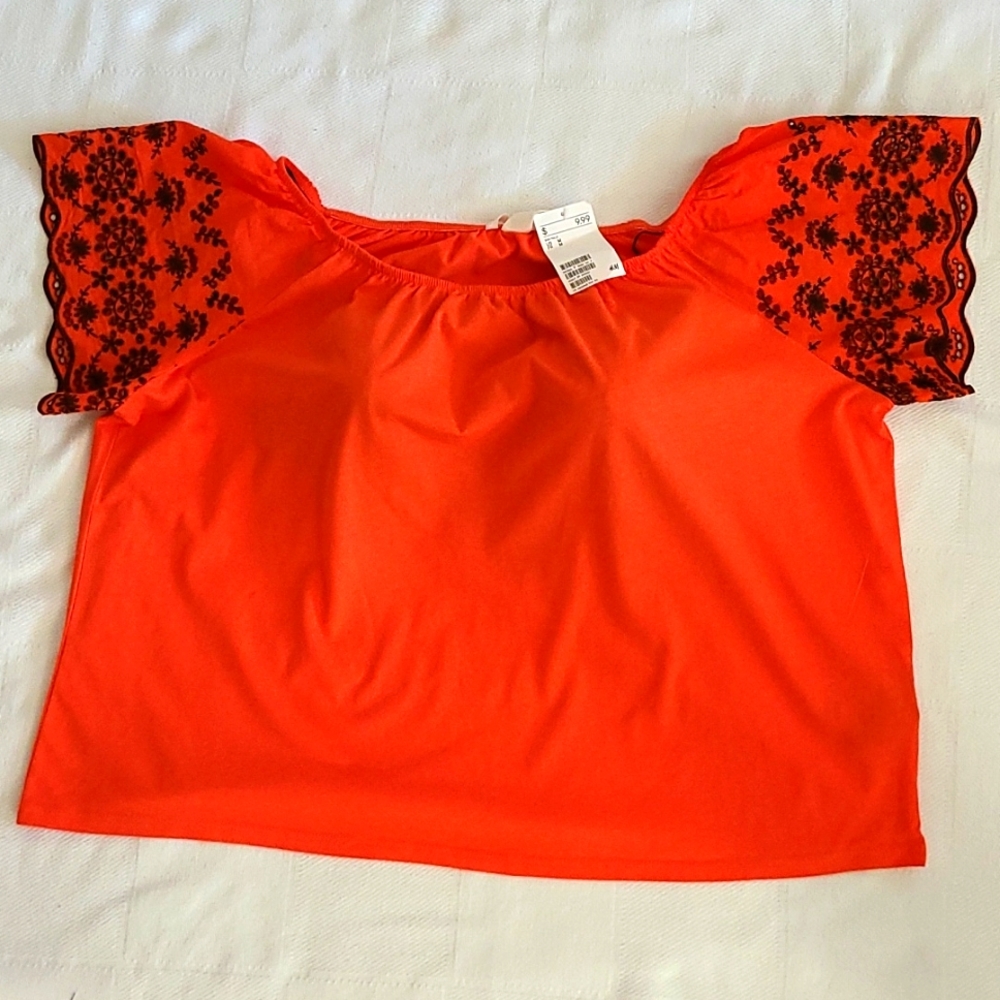 H&M women's blouse